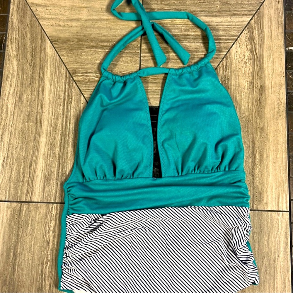 NWT Cupshe Plunging Halter Swimsuit